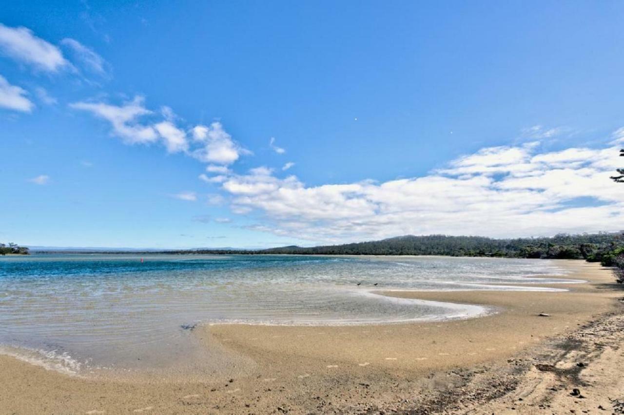 Containment Accommodation Coles Bay Εξωτερικό φωτογραφία